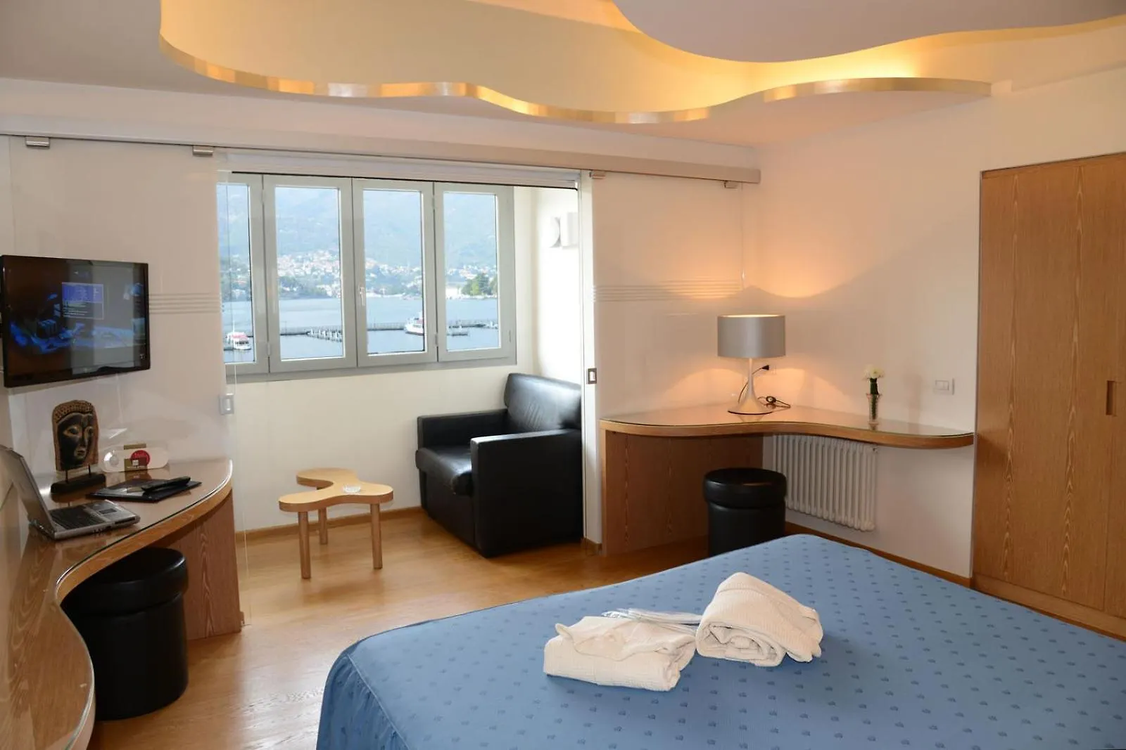 Hotel Metropole Suisse Como 4*,
